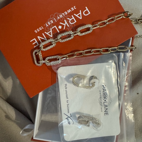 Park Lane Silver Necklace and Earrings Set - Picture 1 of 1